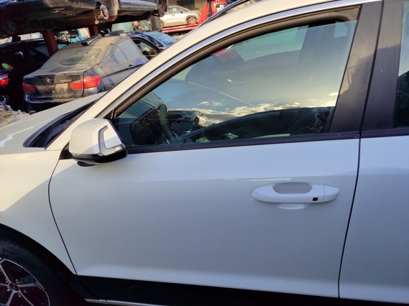 Recambio de puerta delantera izquierda para kia niro (sg2) hybrid concept referencia OEM IAM 76003AT000  