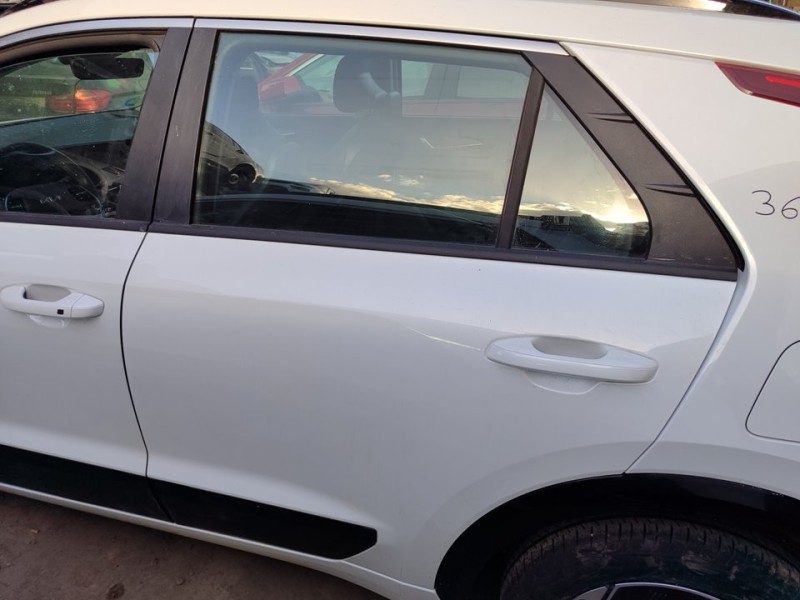 Recambio de puerta trasera izquierda para kia niro (sg2) hybrid concept referencia OEM IAM 77003AT000  
