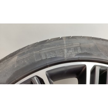 Recambio de llanta para land rover range rover velar velar referencia OEM IAM J8A21007UA  