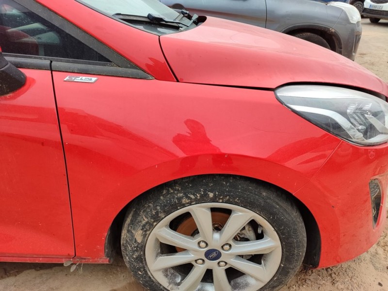 Recambio de aleta delantera derecha para ford fiesta (ce1) active referencia OEM IAM 2400942  