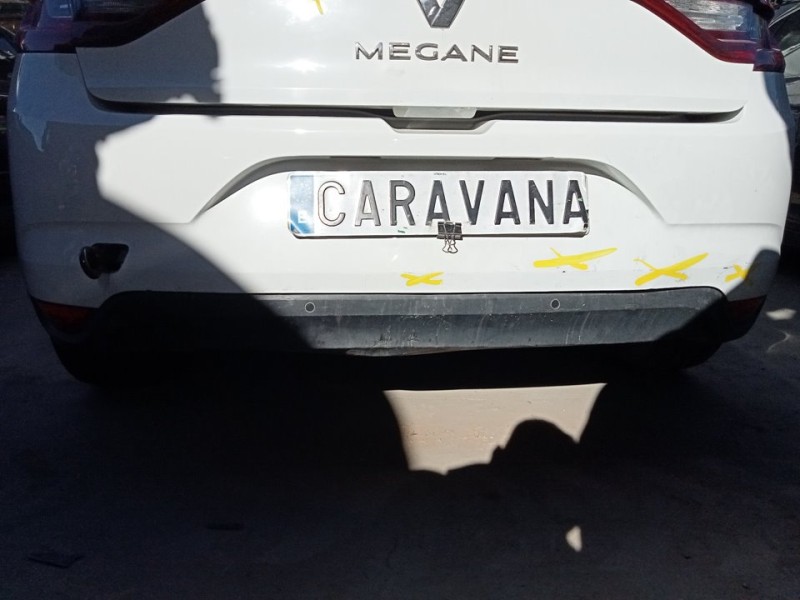 Recambio de paragolpes trasero para renault megane iv berlina 5p intens referencia OEM IAM 850108117V  