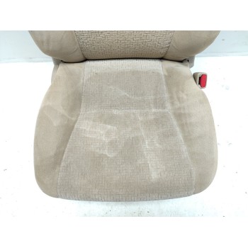 Recambio de asiento delantero derecho para toyota land cruiser (j12) 3.0 d4-d vx referencia OEM IAM 5244406  