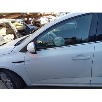 Recambio de puerta delantera izquierda para renault megane iv berlina 5p intens referencia OEM IAM 801010705R  