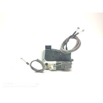 Recambio de cerradura puerta trasera derecha para hyundai ix35 classic 2wd referencia OEM IAM 814202Y010  
