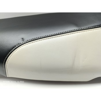 Recambio de asientos traseros para land rover range rover velar velar referencia OEM IAM LR092318  