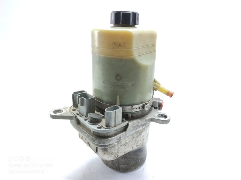 Recambio de bomba direccion para ford focus berlina (cap) ambiente (d) referencia OEM IAM 4M513K514AD  