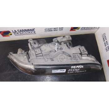 Recambio de faro derecho para bmw serie 5 berlina (e39) 525tds referencia OEM IAM 8387114  