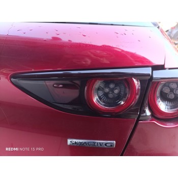 Recambio de piloto trasero derecho interior para mazda 3 berlina (bp) evolution referencia OEM IAM BCKC513F0  