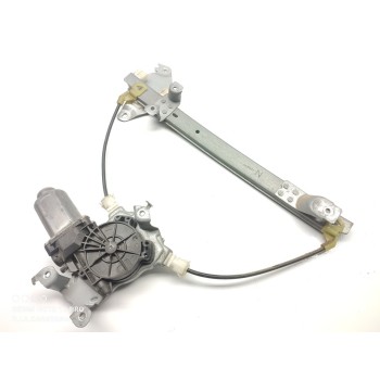 ELEVALUNAS TRASERO DERECHO 82700EY10A 