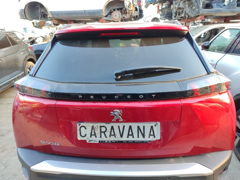 Recambio de porton trasero para peugeot 2008 (p1) allure pack referencia OEM IAM 9831045880  