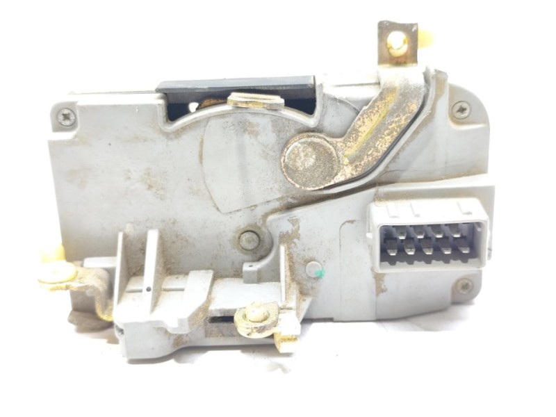 Recambio de cerradura puerta delantera izquierda para peugeot 306 berlina 3/5 puertas (s1) xs referencia OEM IAM 9135C3  