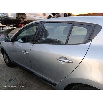 renault megane iii berlina 5 p del año 2014