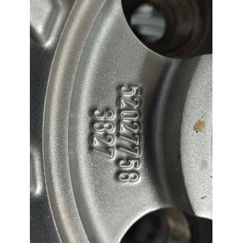Recambio de llanta para fiat nuova 500 (150) lounge referencia OEM IAM 52027758  
