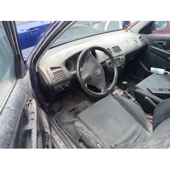 seat ibiza (6l1) del año 2001