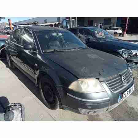 VOLKSWAGEN PASSAT BERLINA (3B3)