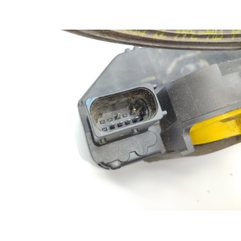 Recambio de cerradura puerta delantera izquierda para opel zafira tourer expression referencia OEM IAM 13579522  