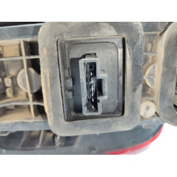 Recambio de piloto trasero derecho para dacia duster ambiance 4x2 referencia OEM IAM 265506837R  