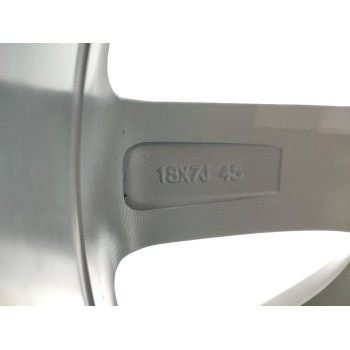 Recambio de llanta para mazda 3 berlina (bp) zenith bose referencia OEM IAM B0N6V3810  