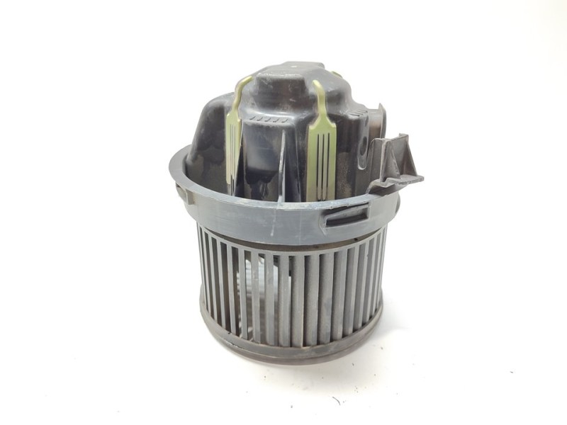 Recambio de ventilador calefaccion para peugeot 207 confort referencia OEM IAM 6441V5  