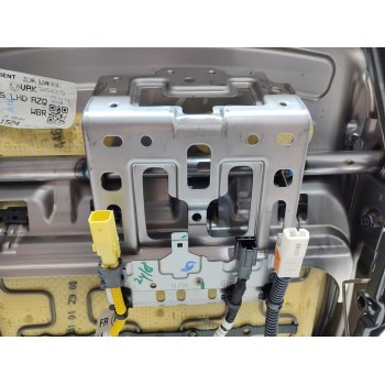 Recambio de asiento delantero derecho para kia xceed hibrido 118 kw referencia OEM IAM 3454375  