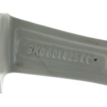 Recambio de llanta para audi a4 ber. (b8) basis referencia OEM IAM 8K0601025CC  