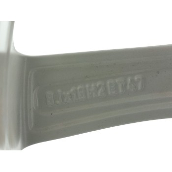 Recambio de llanta para audi a4 ber. (b8) basis referencia OEM IAM 8K0601025CC  