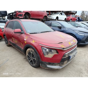 Recambio de aleta delantera derecha para kia niro (sg2) hybrid drive referencia OEM IAM 66321AT010  