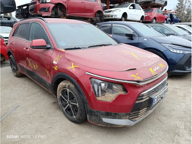 Recambio de aleta delantera derecha para kia niro (sg2) hybrid drive referencia OEM IAM 66321AT010  