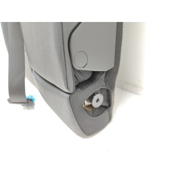 Recambio de asientos traseros para kia xceed hibrido 118 kw referencia OEM IAM 4814019  