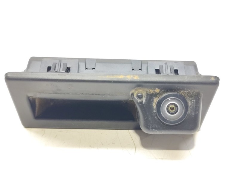 Recambio de camara vision trasera para volkswagen tiguan sport bmt referencia OEM IAM 5NA827566B  