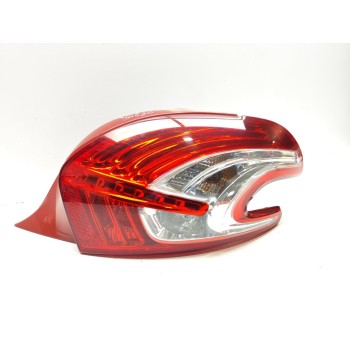 Recambio de piloto trasero derecho para peugeot 208 allure referencia OEM IAM 9672628380  