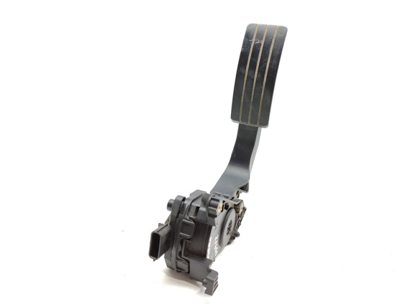 Recambio de pedal acelerador para dacia sandero stepway referencia OEM IAM 180022703R  