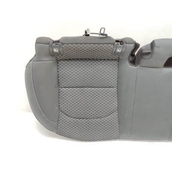 Recambio de asientos traseros para kia xceed hibrido 118 kw referencia OEM IAM 4814019  