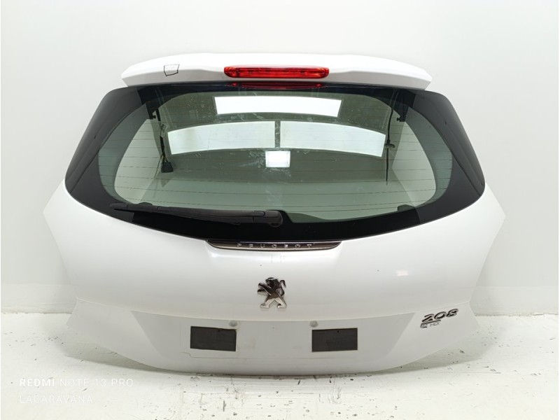 Recambio de porton trasero para peugeot 208 allure referencia OEM IAM 9810682180  