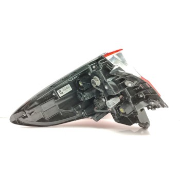 Recambio de piloto trasero derecho para toyota c-hr hybrid active referencia OEM IAM 81550F4010  