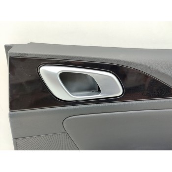 Recambio de guarnecido puerta trasera derecha para kia xceed hibrido 118 kw referencia OEM IAM 83302J7832DQB  