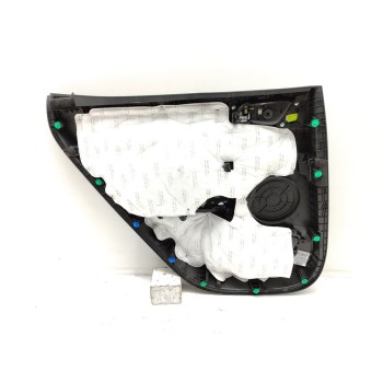 Recambio de guarnecido puerta trasera derecha para kia xceed hibrido 118 kw referencia OEM IAM 83302J7832DQB  