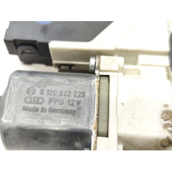 Recambio de motor elevalunas delantero izquierdo para volkswagen golf plus (5m1) edition referencia OEM IAM 5M1837401  