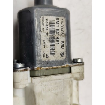 Recambio de motor elevalunas delantero izquierdo para volkswagen golf plus (5m1) edition referencia OEM IAM 5M1837401  