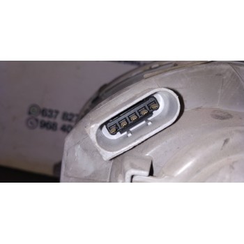 Recambio de faro derecho para mercedes-benz clase c (w203) berlina referencia OEM IAM BZ080B2W10  