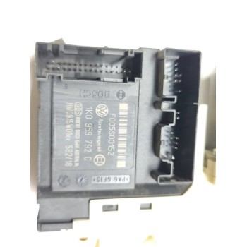 Recambio de motor elevalunas delantero derecho para volkswagen golf plus (5m1) edition referencia OEM IAM 5M1837402  