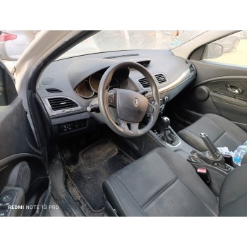 renault megane iii berlina 5 p del año 2014