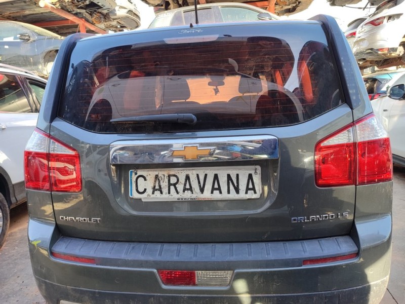 Recambio de porton trasero para chevrolet orlando lt referencia OEM IAM 95225551  