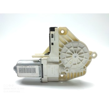 MOTOR ELEVALUNAS DELANTERO DERECHO AH2214B552AA 