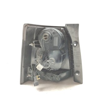 Recambio de piloto trasero derecho para land rover freelander (lr2) td4 e referencia OEM IAM DH5213404AB  