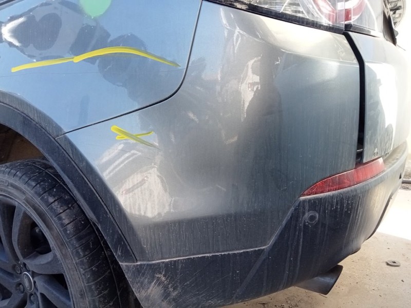 Recambio de paragolpes trasero para land rover discovery sport se referencia OEM IAM FK7217K835BD8LML  