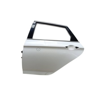 Recambio de puerta trasera izquierda para hyundai i40 cw style bluedrive referencia OEM IAM 770033Z000  