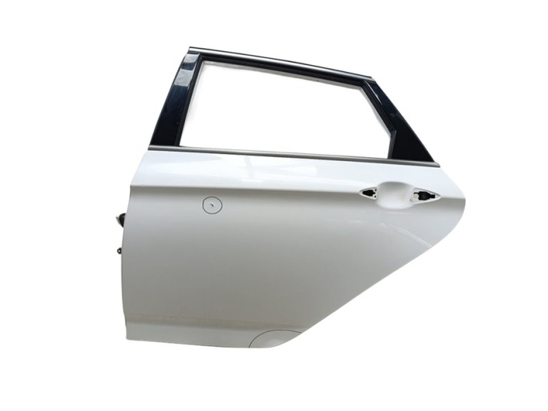 Recambio de puerta trasera izquierda para hyundai i40 cw style bluedrive referencia OEM IAM 770033Z000  