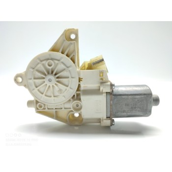 MOTOR ELEVALUNAS DELANTERO IZQUIERDO A2518200742 