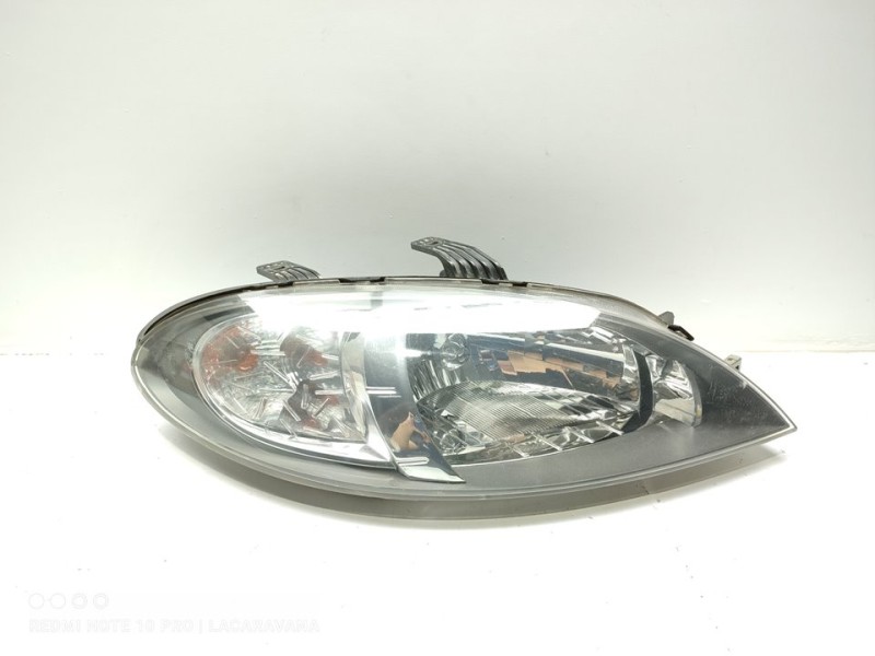 Recambio de faro derecho para chevrolet lacetti se referencia OEM IAM 96458812  